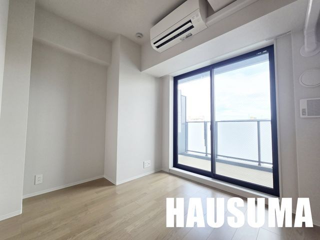 �y���̑������E�X�y�[�X�z�@���r���O/����