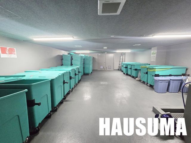 �y���̑��z�@���ԏ�