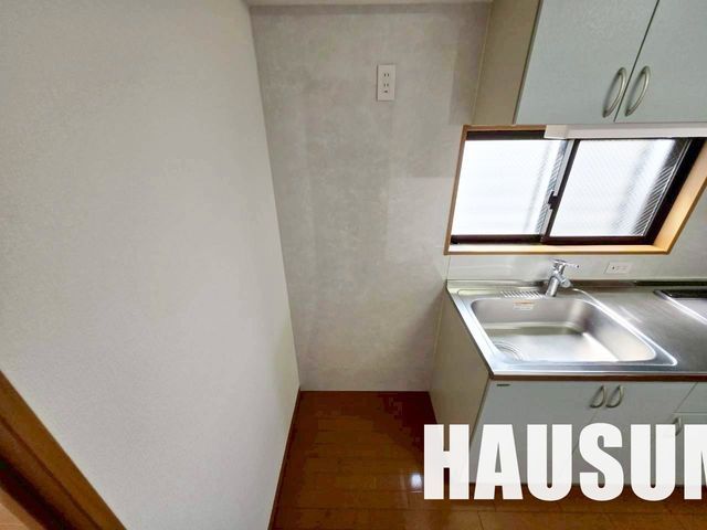 �y���̑��ݔ��z�@�L�b�`��