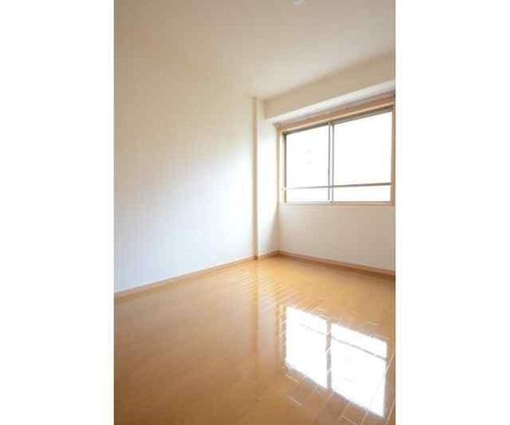 �y���ԁE���r���O�z�@