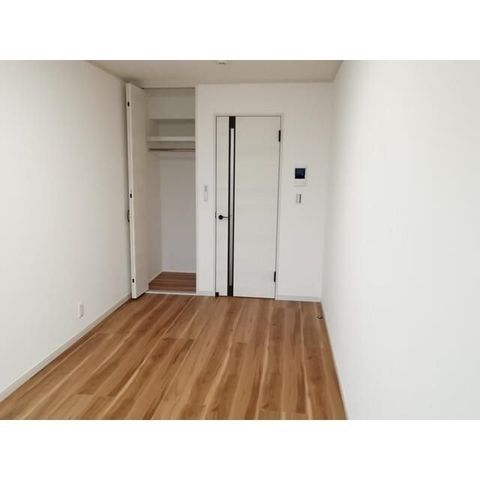 �y���ԁE���r���O�z�@