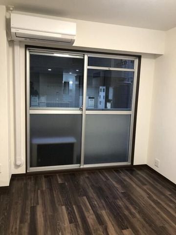 �y���ԁE���r���O�z�@