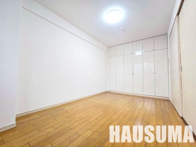 �y���̑������E�X�y�[�X�z�@���r���O/����