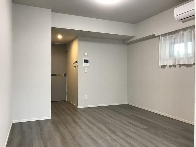 �y���ԁE���r���O�z�@