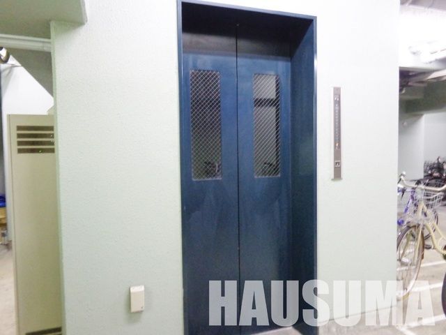 �y���̑��z�@�G���x�[�^�[