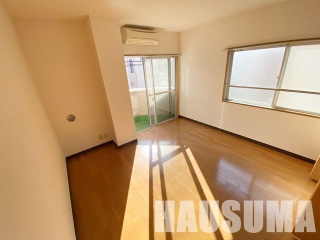 �y���ԁE���r���O�z�@