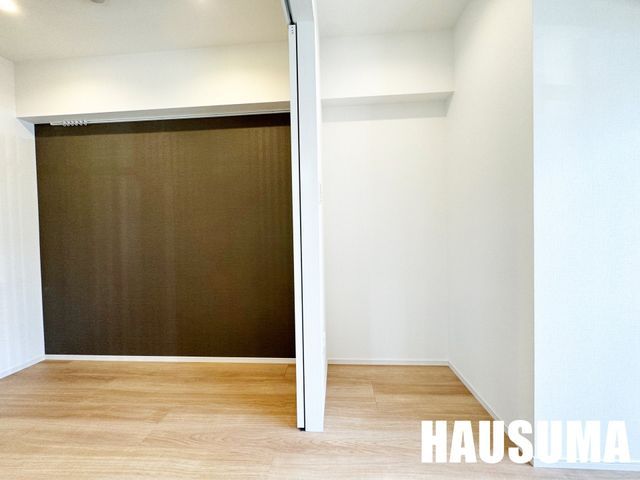 �y�����E���r���O�z�@