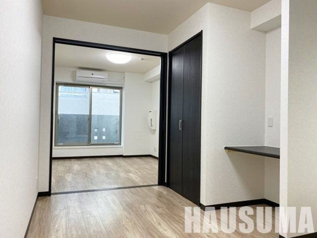 �y���ԁE���r���O�z�@