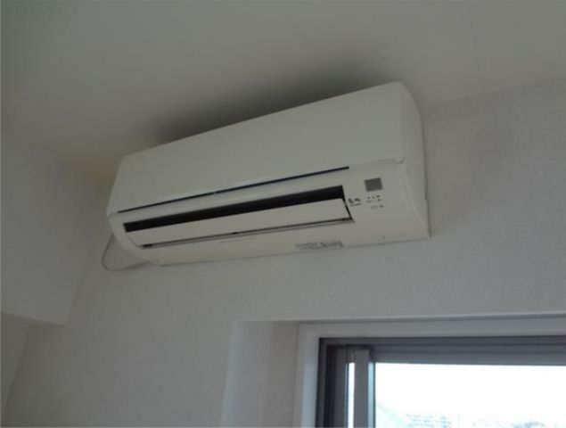 �y���̑��ݔ��z�@�G�A�R��