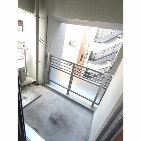 �y�o���R�j�[�z�@