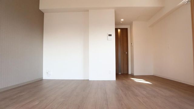 �y���ԁE���r���O�z�@