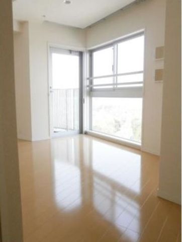 �y���ԁE���r���O�z�@����