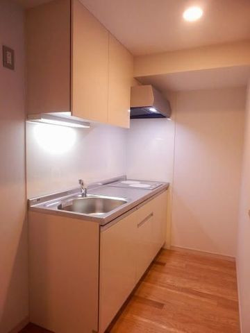 �y�L�b�`���z�@