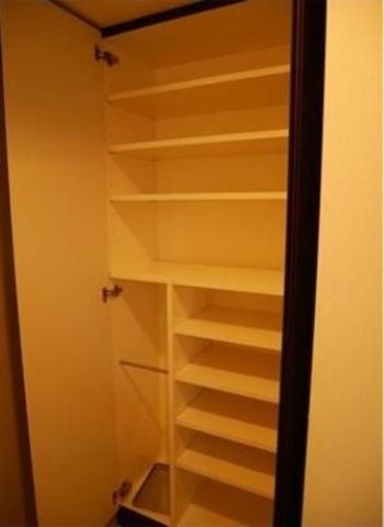 �y���̑��ݔ��z�@