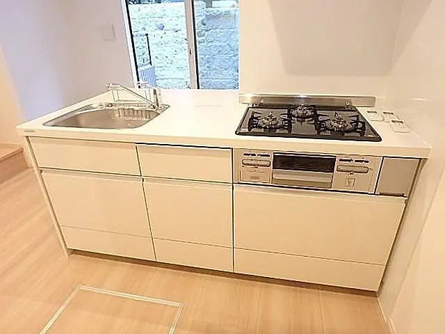 �y�L�b�`���z�@