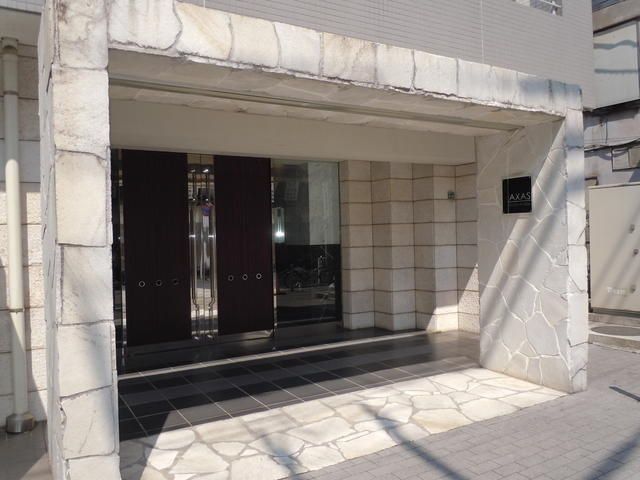 �y�G���g�����X�z�@