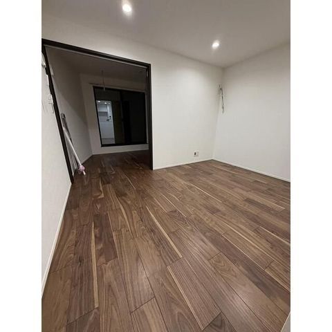 �y���ԁE���r���O�z�@