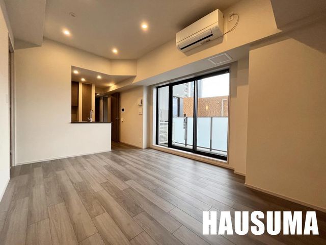 �y���ԁE���r���O�z�@