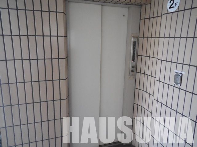 �y���̑��z�@�G���x�[�^�[