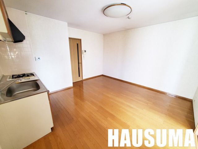 �y���ԁE���r���O�z�@