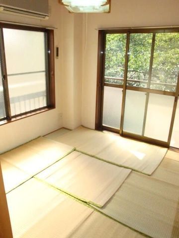 �y���̑������E�X�y�[�X�z�@