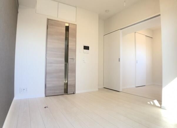 �y���ԁE���r���O�z�@