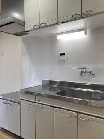 �y�L�b�`���z�@