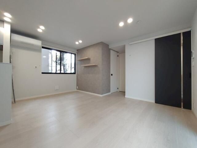 �y���̑������E�X�y�[�X�z�@