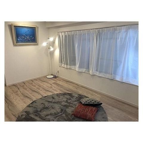 �y���ԁE���r���O�z�@