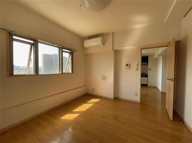 �y���̑������E�X�y�[�X�z�@