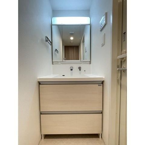 �y���ʏ��z�@