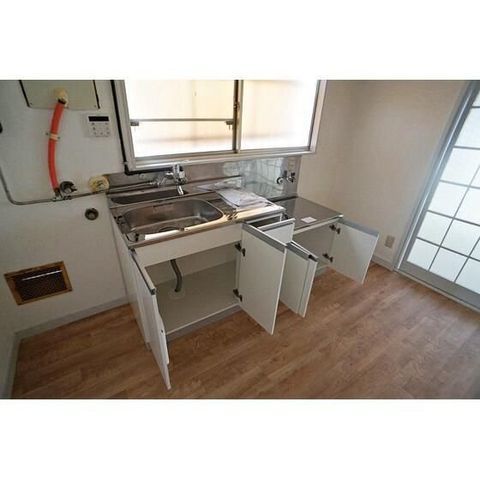 �y�L�b�`���z�@