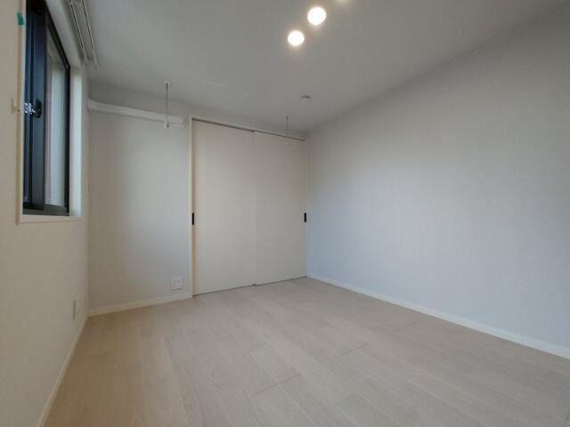 �y���̑������E�X�y�[�X�z�@