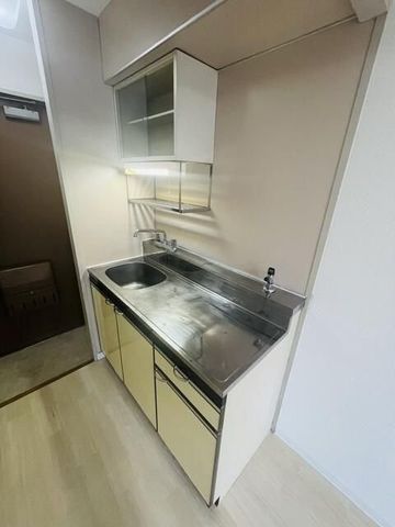 �y�L�b�`���z�@