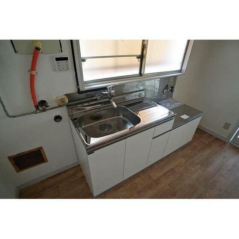 �y�L�b�`���z�@