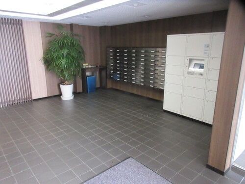 �y�G���g�����X�z�@