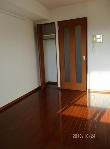 �y���̑��ݔ��z�@����