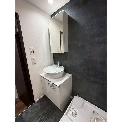 �y���ʏ��z�@