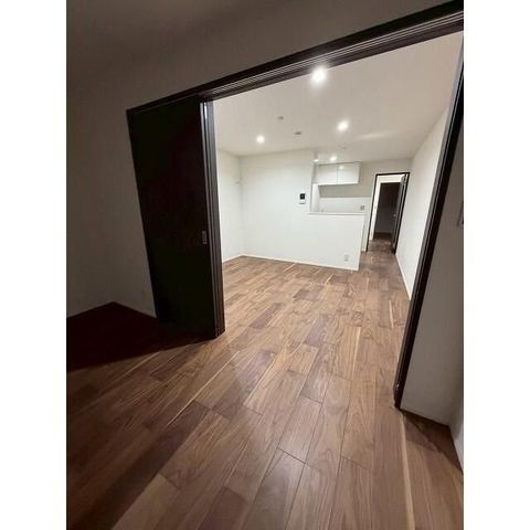 �y���ԁE���r���O�z�@