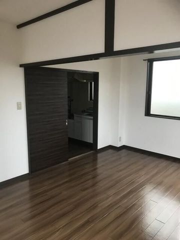 �y���ԁE���r���O�z�@