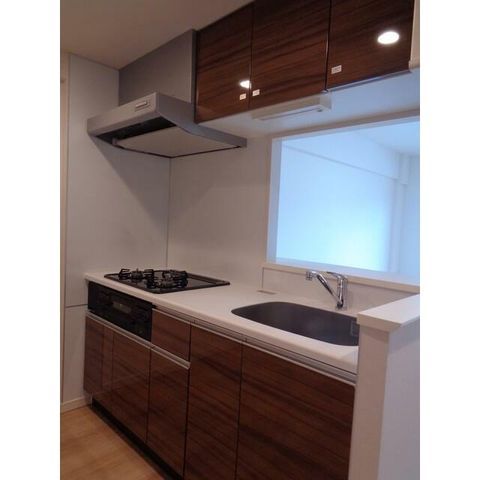 �y�L�b�`���z�@