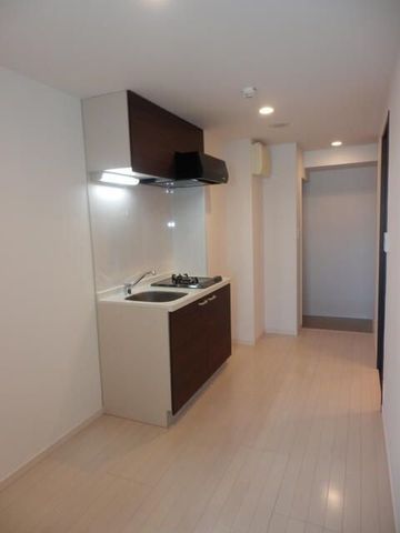 �y�L�b�`���z�@