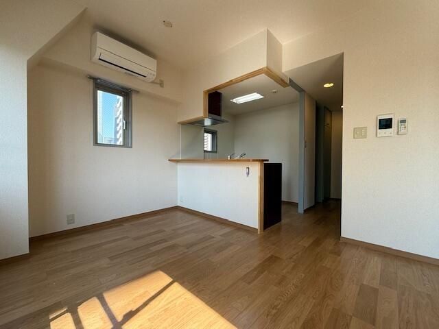 �y���̑��ݔ��z�@