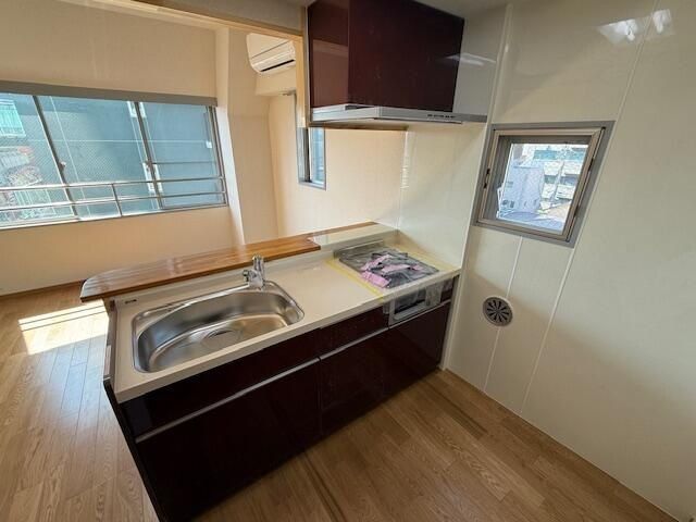 �y�L�b�`���z�@