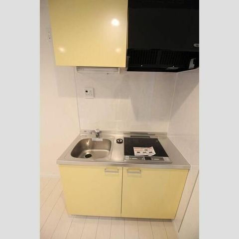 �y�L�b�`���z�@