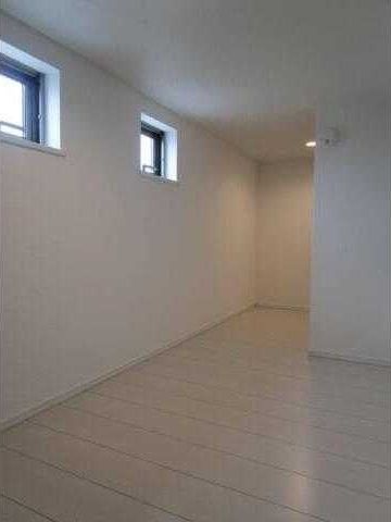 �y���̑������E�X�y�[�X�z�@