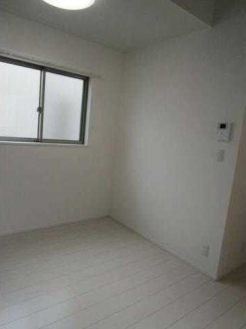 �y���̑������E�X�y�[�X�z�@