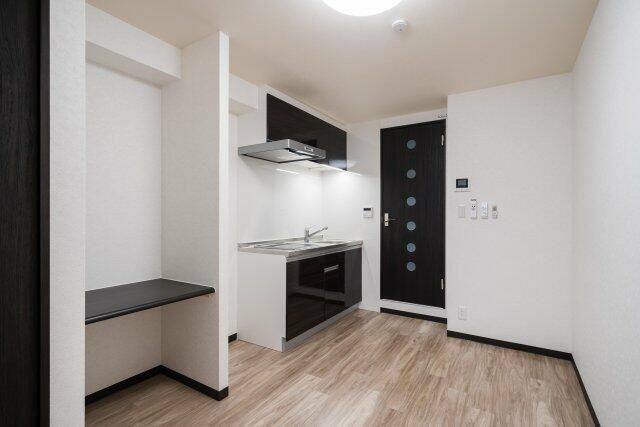 �y���̑��ݔ��z�@