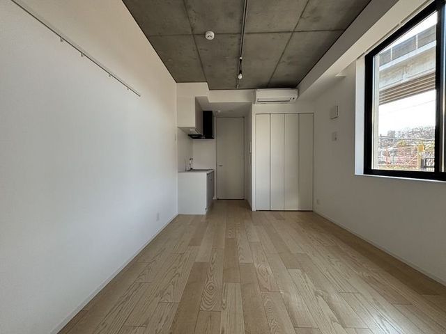 �y���̑��ݔ��z�@���������Q�Ǝʐ^��