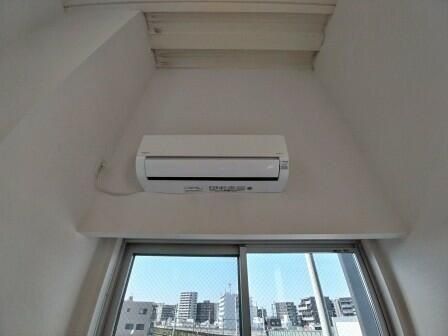 �y���̑��ݔ��z�@